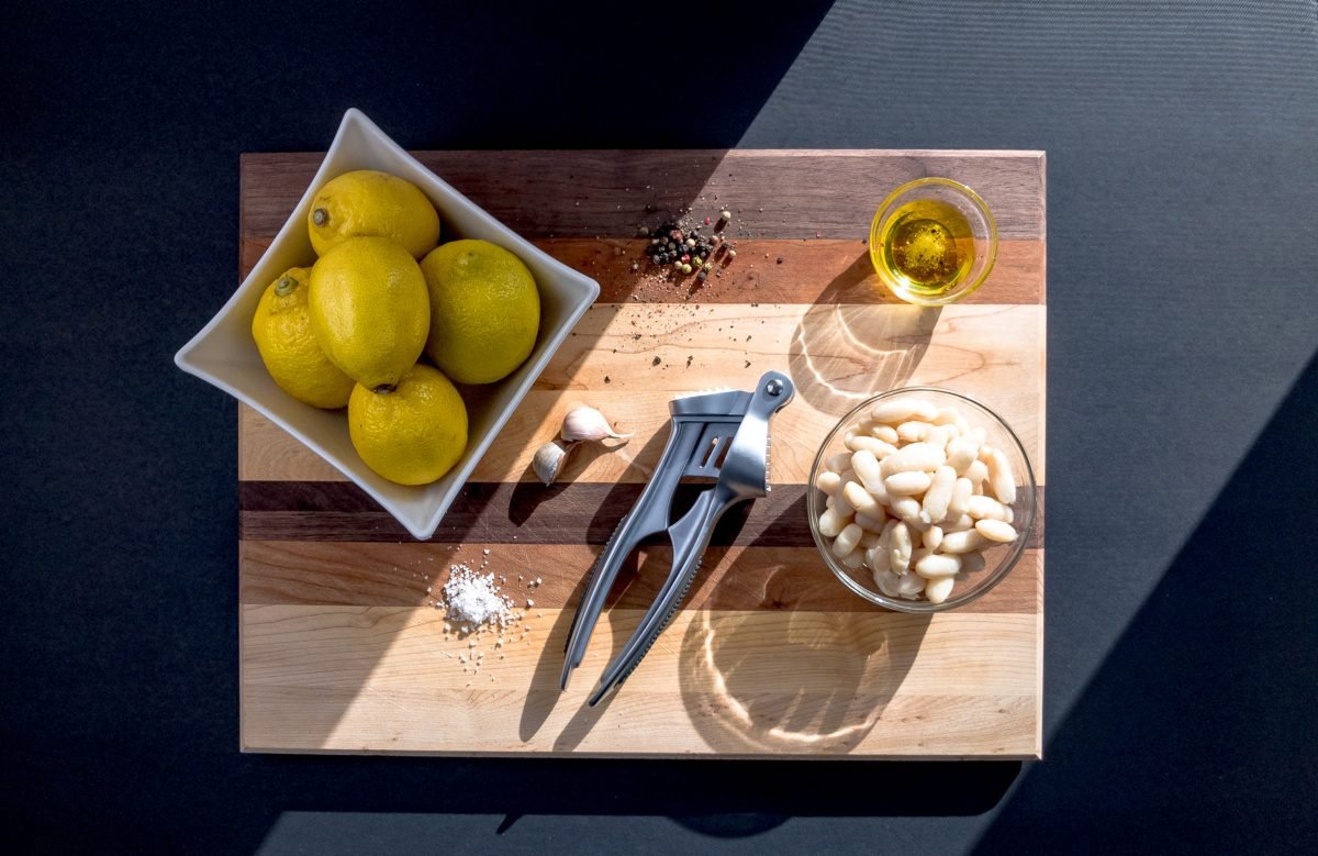 Ingredients for white beans dip